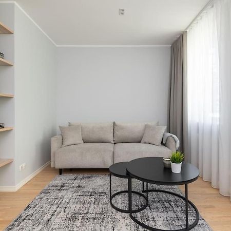 טאלין Roosikransi Apartment מראה חיצוני תמונה